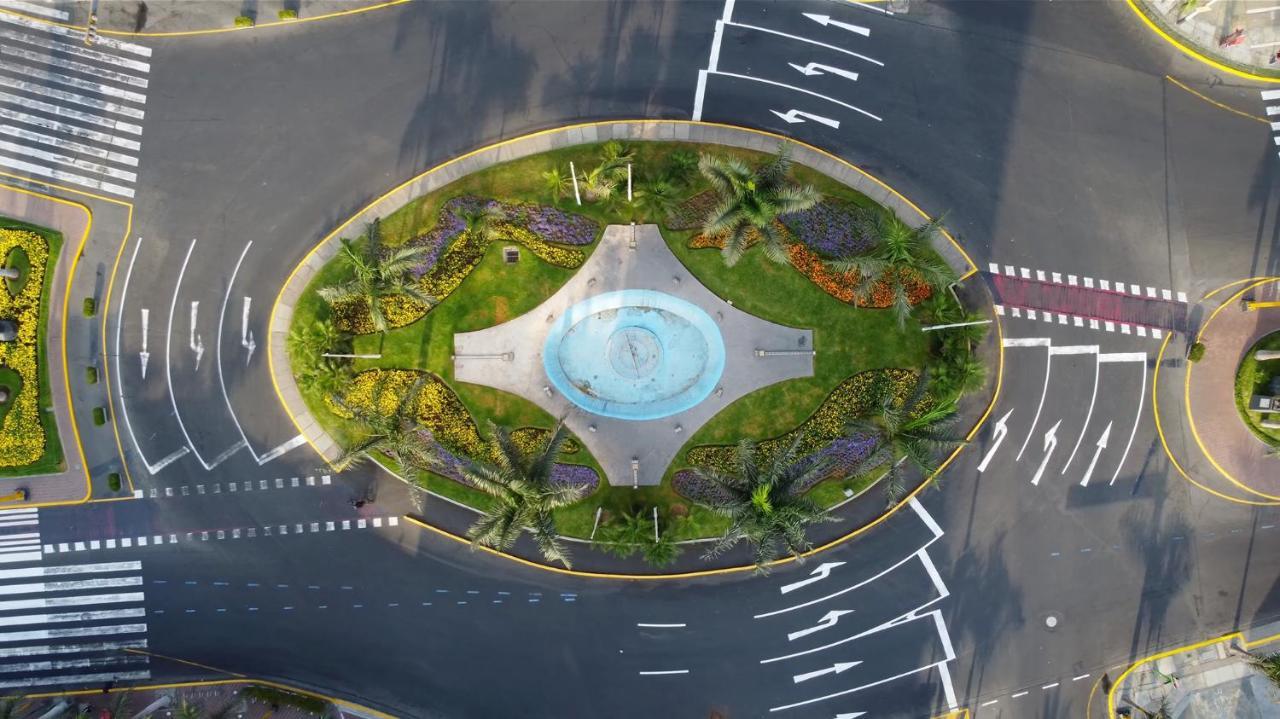 ✶ Maras Residence ✶ LUXURY Rooftop Pool&Grill Lima Exteriör bild