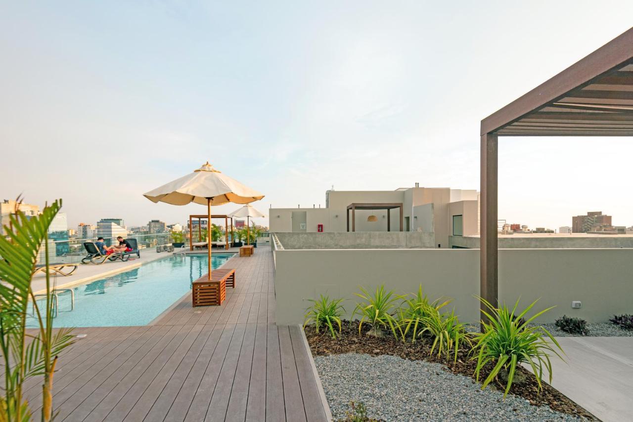✶ Maras Residence ✶ LUXURY Rooftop Pool&Grill Lima Exteriör bild